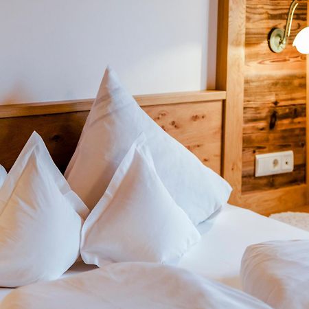 Hotel Kronhof Moos Rum bild