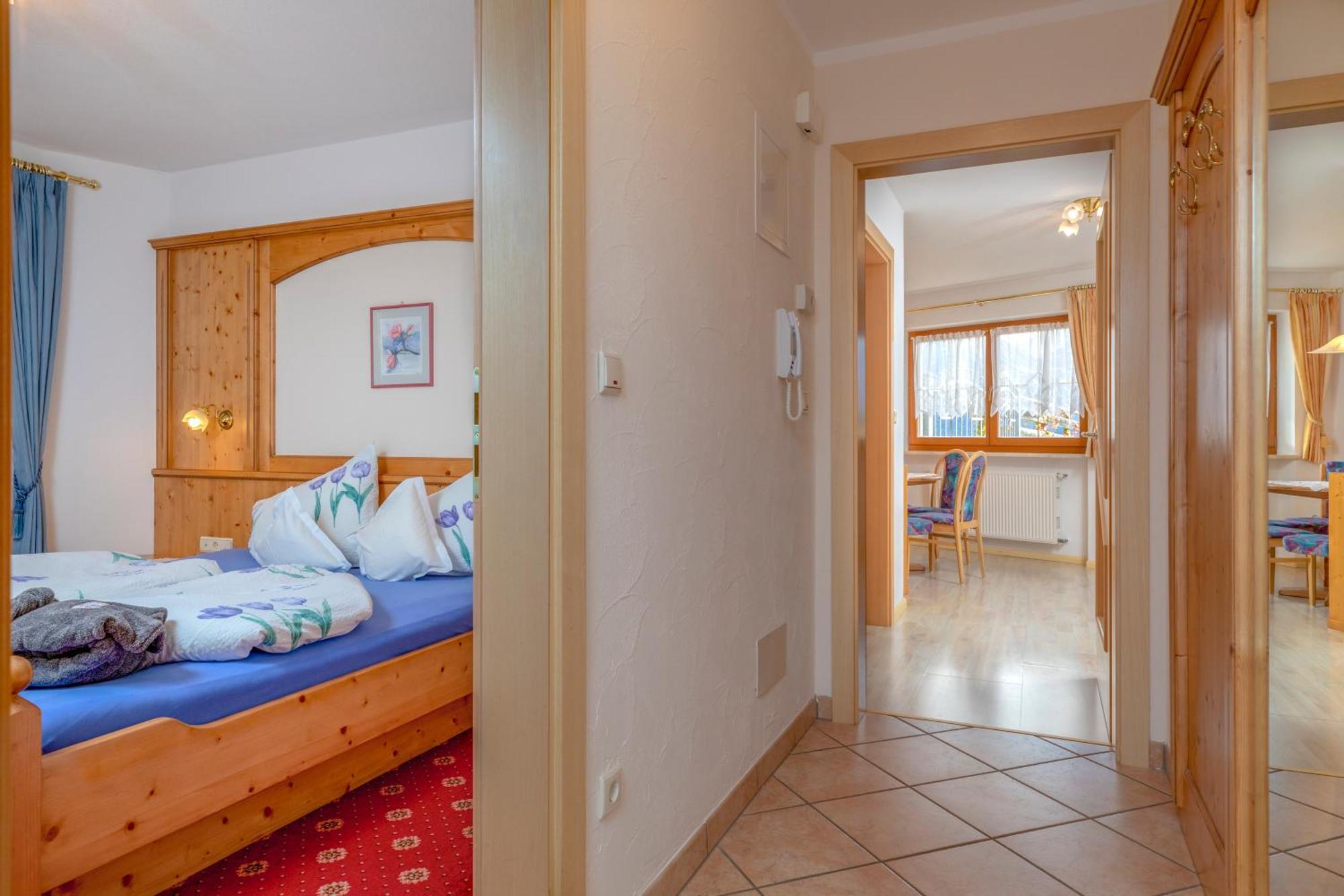 Hotel Kronhof Moos Rum bild