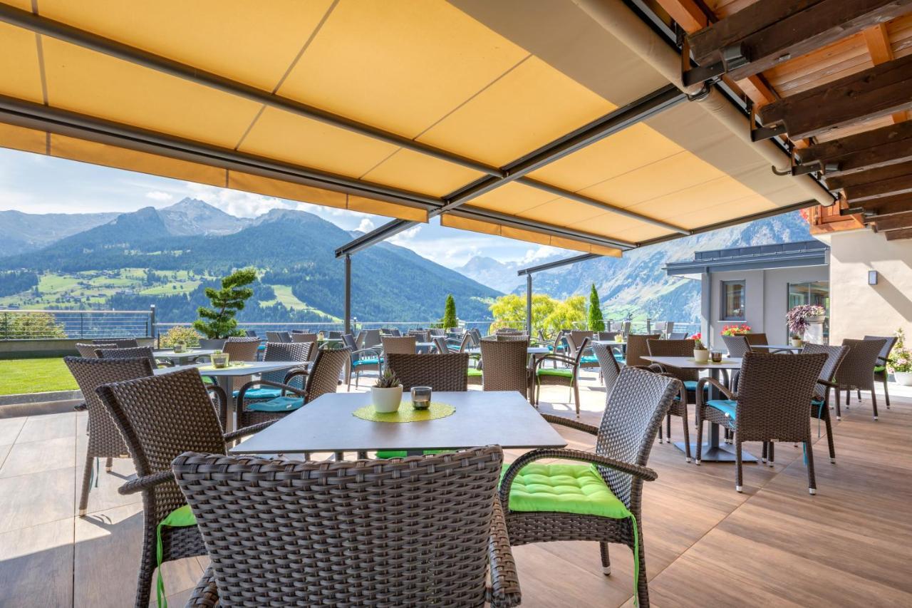 Hotel Kronhof Moos Exteriör bild