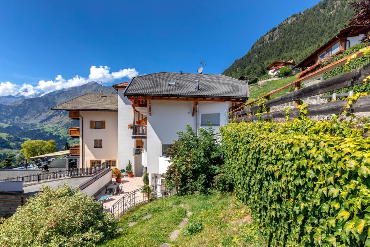 Hotel Kronhof Moos Exteriör bild