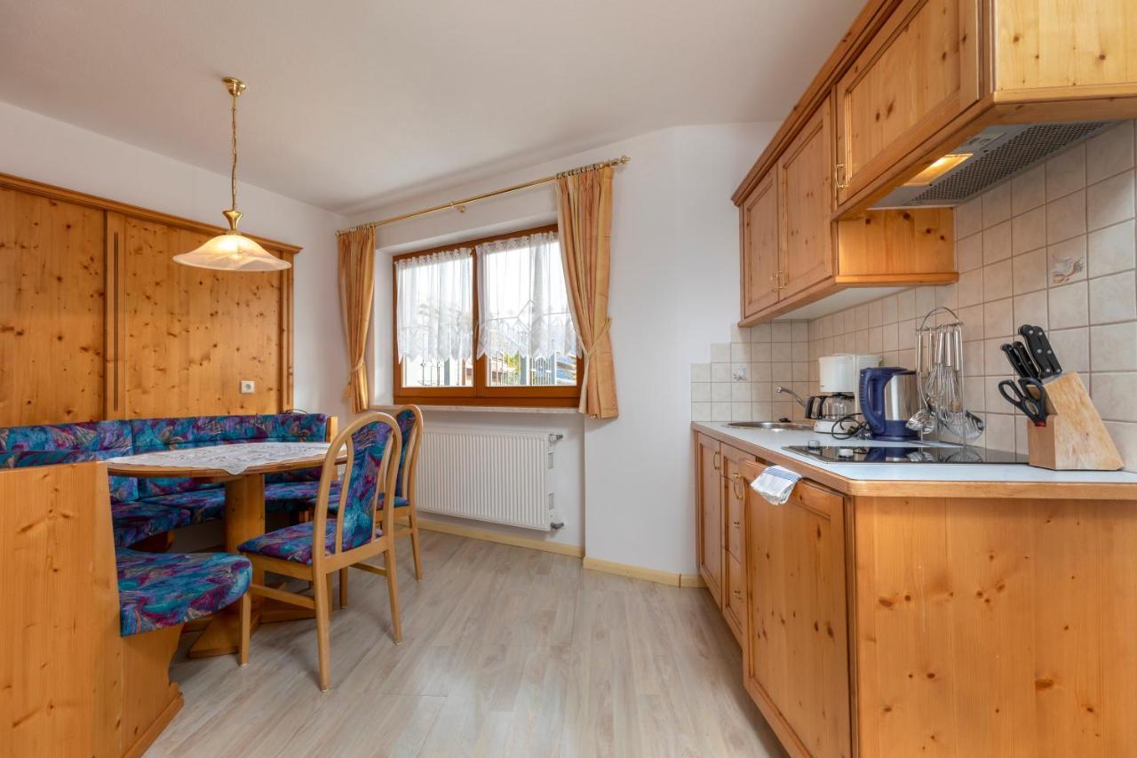 Hotel Kronhof Moos Exteriör bild